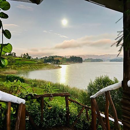 Lake Bunyonyi Rock Resort Kabale Buitenkant foto