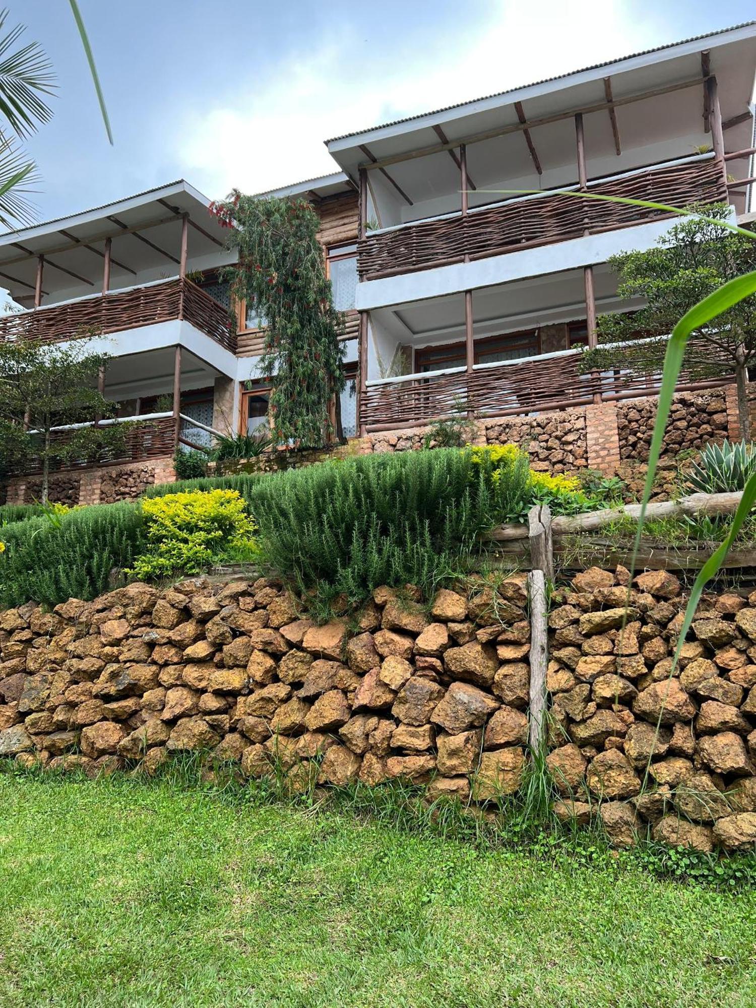 Lake Bunyonyi Rock Resort Kabale Buitenkant foto